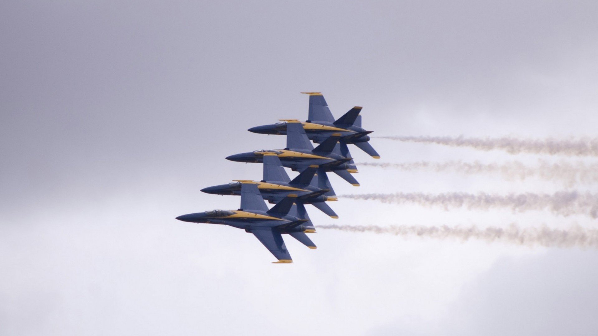 黑白军团扼杀黄金战舰，当哈登的对手完全无解，雄鹿王朝轰然倒塌